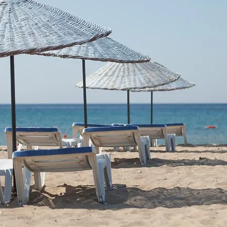 Amphora Hotell 3*